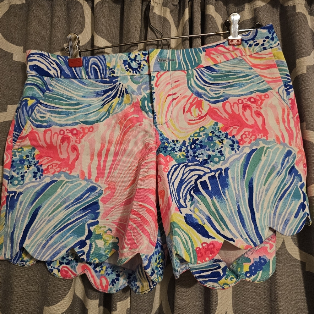 EuC Lilly Pulitzer buttercup shorts